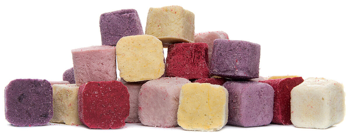 Lyofilizované coco smoothie kostky mix příchutí - z boku